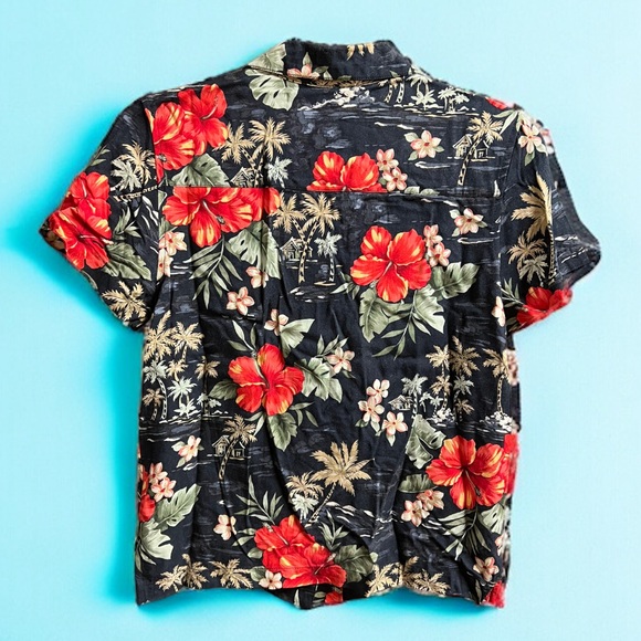 3/$15 Jamaica Bay Floral Button Up Vacation Blouse - Picture 2 of 5